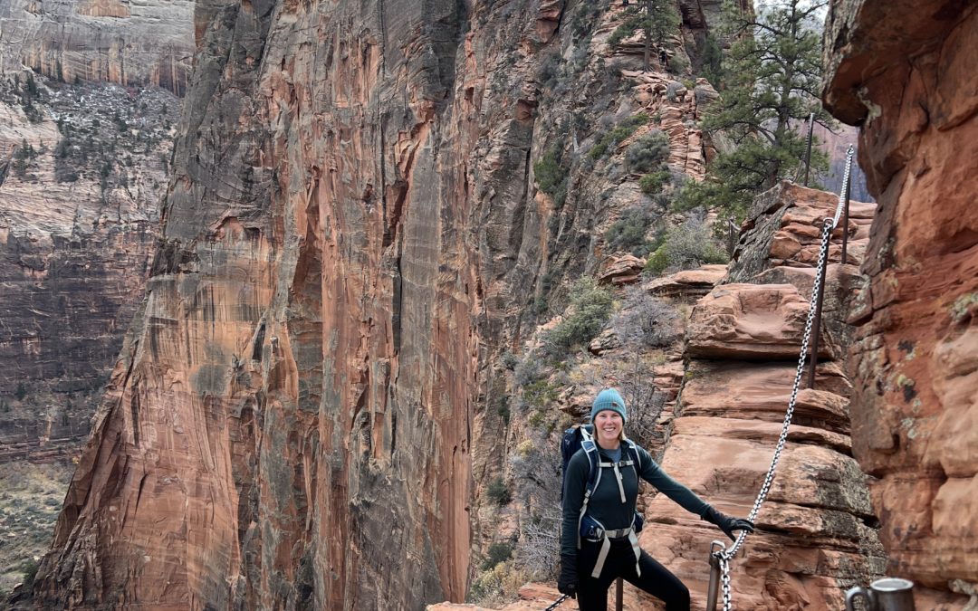 Hiking Angels Landing